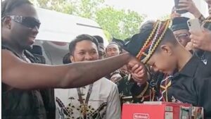 Rapper Melly Mike Bertemu Dikha di Pacu Jalur